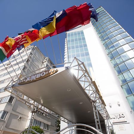 Jumbo Hotel Chisinau Exterior photo