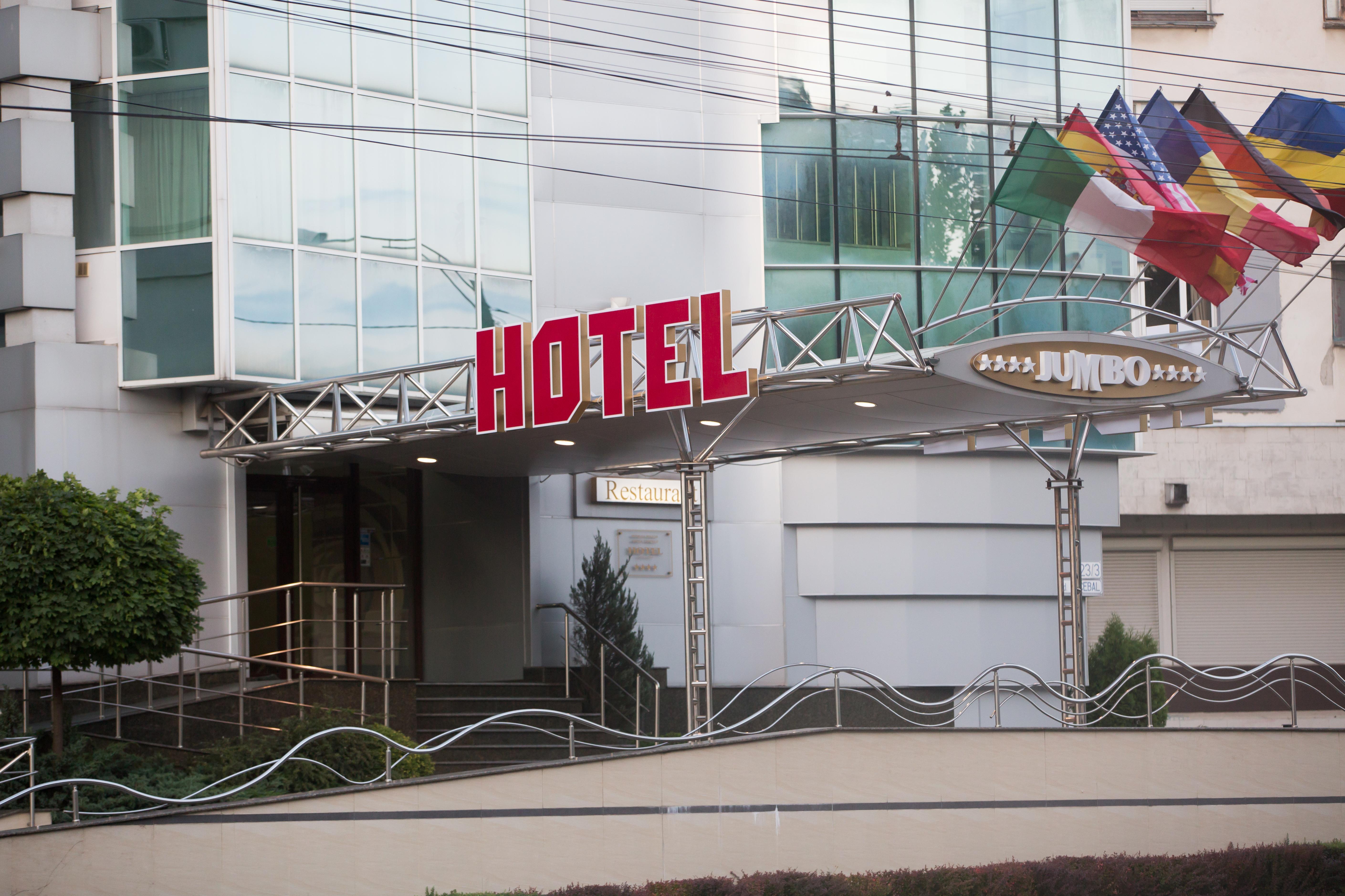 Jumbo Hotel Chisinau Exterior photo