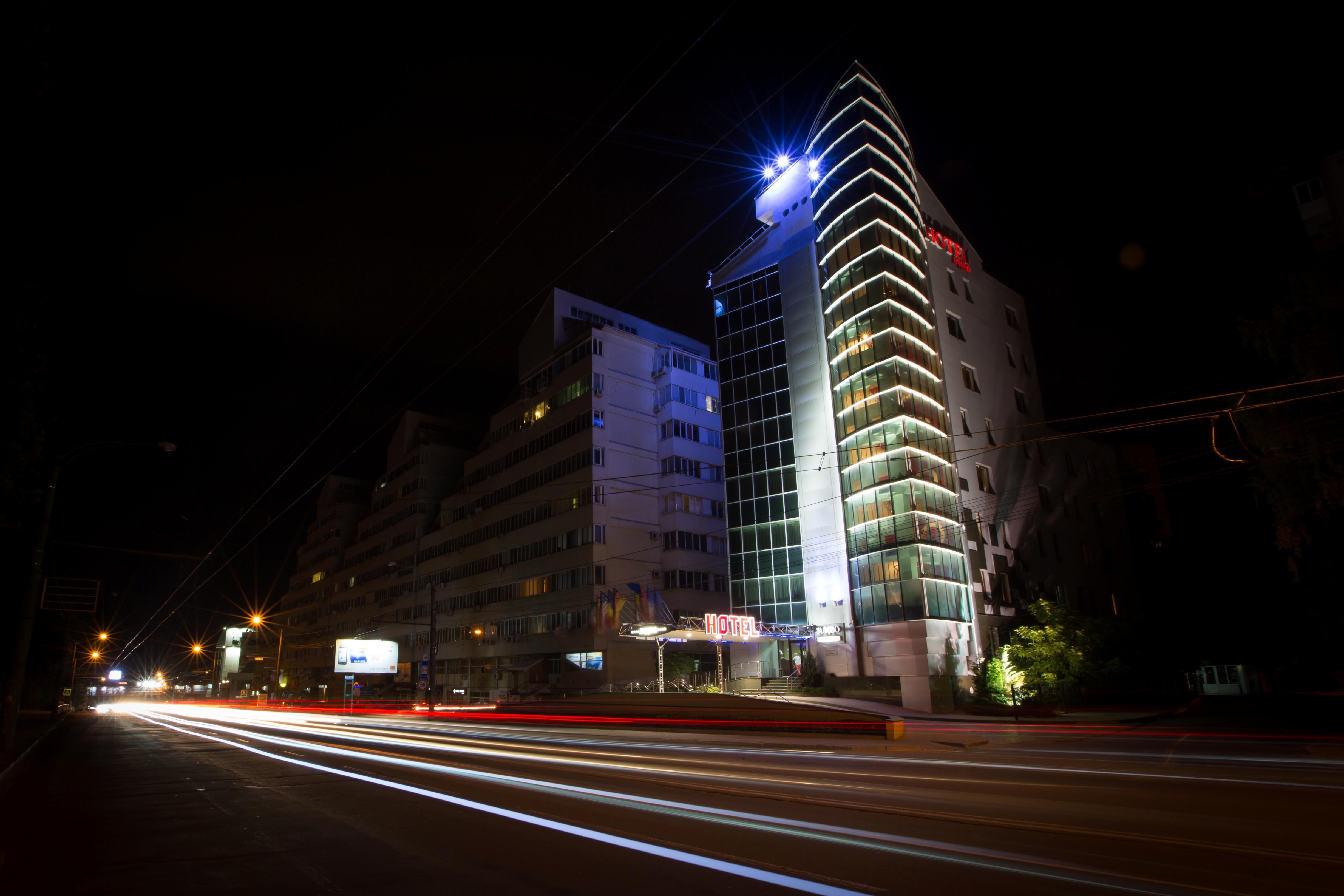 Jumbo Hotel Chisinau Exterior photo